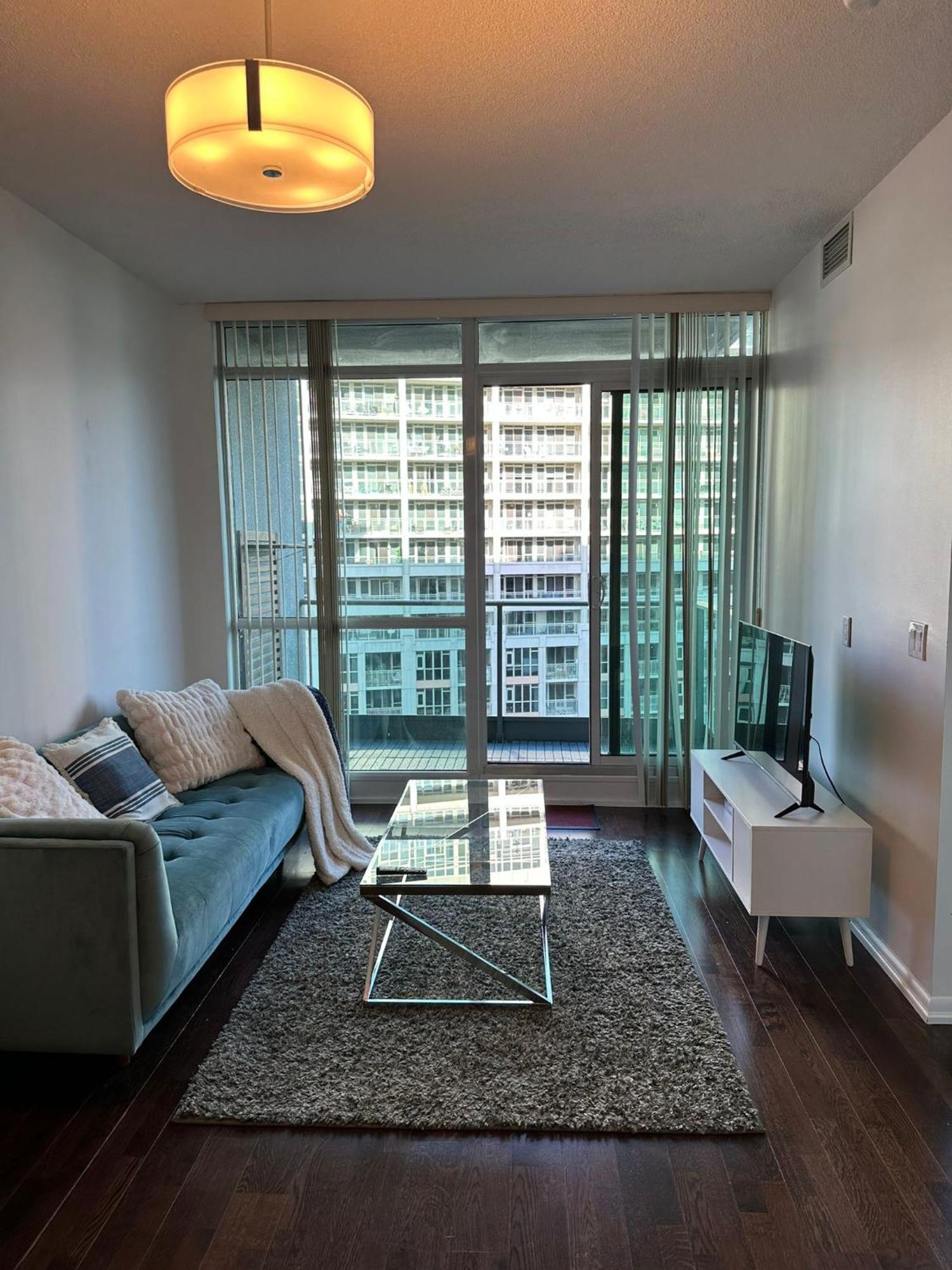 Lakeview Condo In Downtown With Free Parking. โตรอนโต ภายนอก รูปภาพ